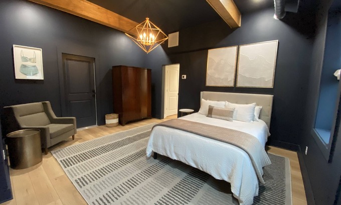 Southeast Pensacola Apartment | Newly renovated 1 bedroom *excellent location*