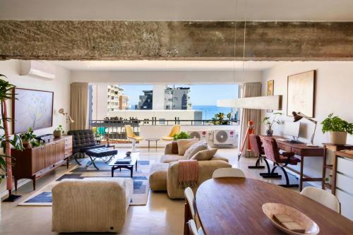 Sea Point Apartment | Newly renovated 2 bedroom, central, secure, ACs and views!