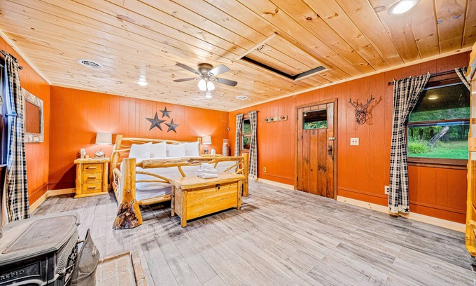 Olmstedville Cabin | Newly renovated cabin minutes from Gore Mountain with wood stove, porch, firepit