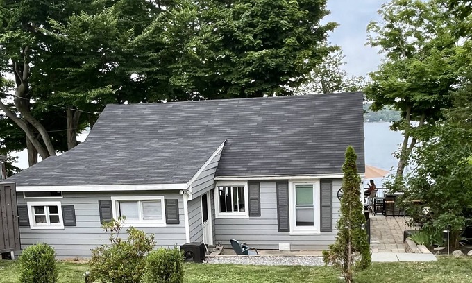 Skaneateles Cottage | Newly renovated cottage on Skaneateles lake with spectacular views!