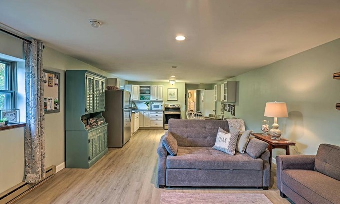 Penn Yan Apartment | Newly Renovated Penn Yan Apartment Less Than 1 Mi to Lake!