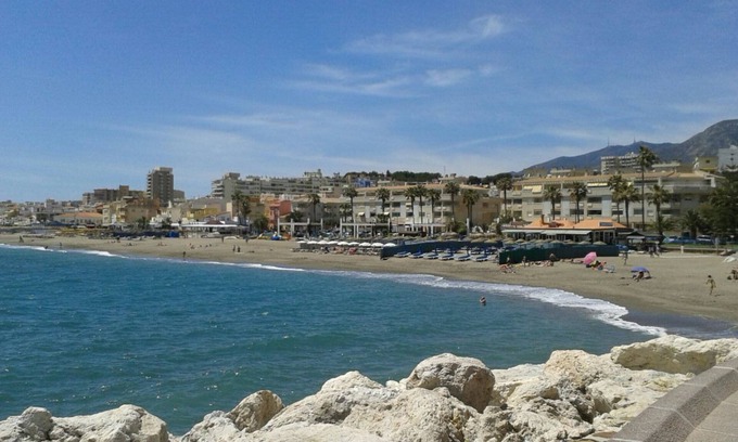 Carihuela Apartment | Newly Renovated. Very Comfortable beach apartment in Carihuela Beach