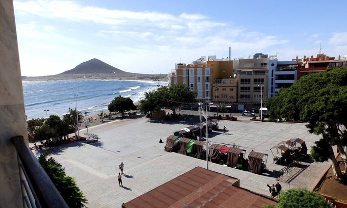 El Medano Apartment | Nice 1 bedroom apartment beach front in el Medano