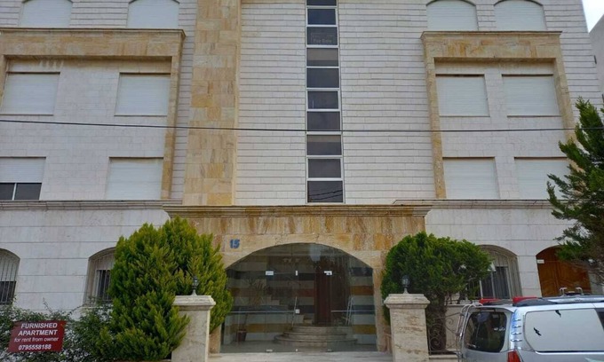 Amman Apartment | Nice 3-bedroom apartment with AC in charming Amman