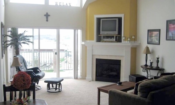 Camdenton Condo | Nice 3 Bedroom Condo - Beautiful View