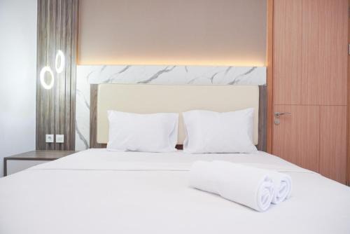 Mampang Prapatan Apartment | Nice and Comfy 2BR at Samara Suites Apartment By Travelio