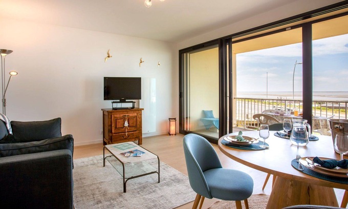 Saint-Brevin-l'Ocean Apartment | Nice apartment for 3 guests with WIFI, TV, balcony and pets allowed