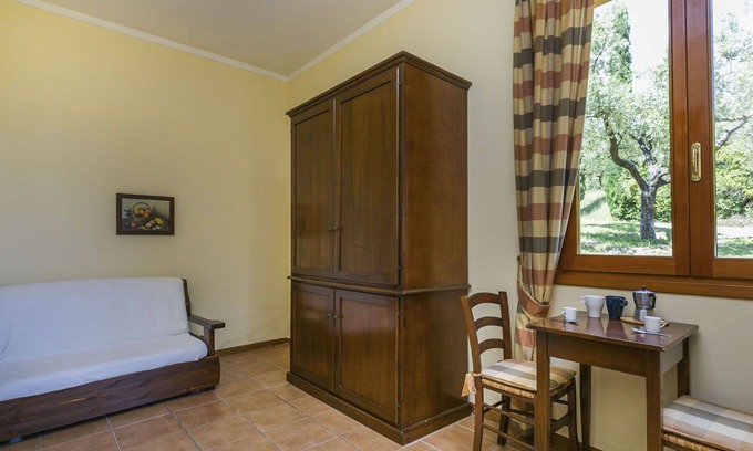 Cerreto Guidi Apartment | Nice apartment for 4 people with A/C, WIFI, pool, TV and pets allowed