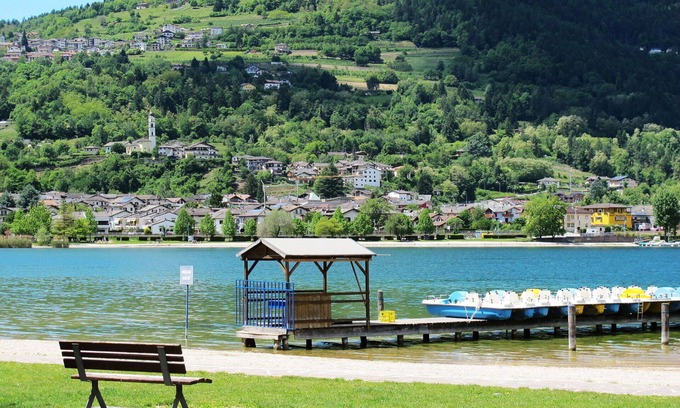 Caldonazzo Apartment | Nice apartment for 3 people with WIFI, TV, balcony and parking