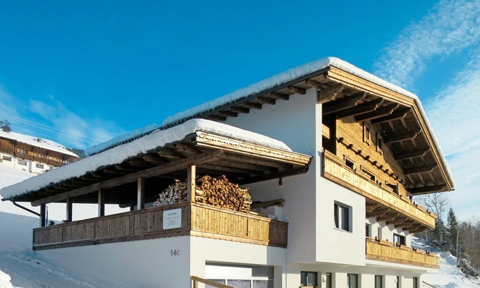 Stummerberg Apartment | Nice apartment for 4 guests with WIFI, TV, balcony and parking