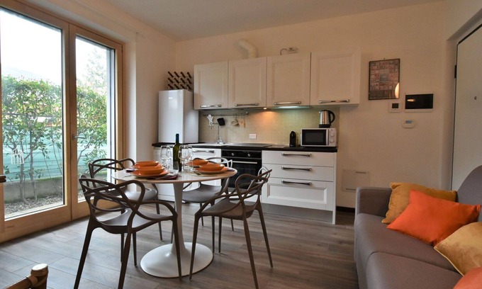 Morbegno Apartment | Nice apartment for 4 people with A/C, WIFI, TV and pets allowed