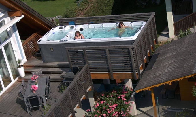 Ligist Apartment | Nice apartment for 6 people with WIFI, private pool, TV and terrace