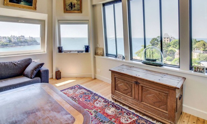 Saint-Igneuc Apartment | Nice apartment for 6 people with WIFI, TV and parking