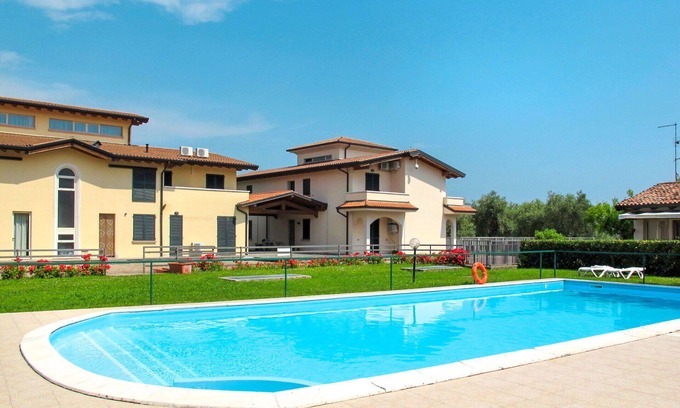 Cunettone Apartment | Nice apartment for 6 people with pool, WIFI, A/C, TV, patio and pets allowed