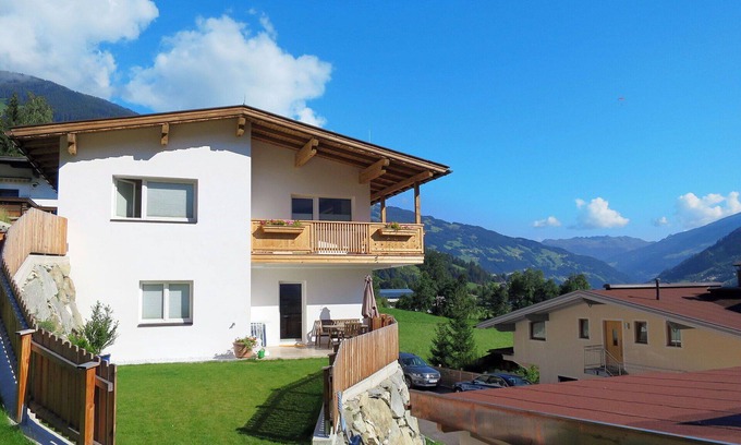 Hoarberg Apartment | Nice apartment for 8 guests with WIFI, TV and terrace