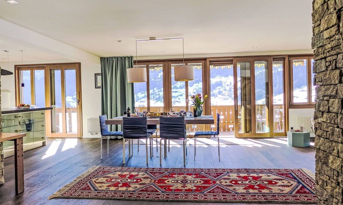 Grindelwald Apartment | Nice apartment for 4 guests with WIFI, TV and balcony