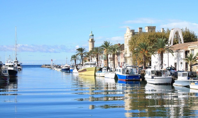 Montpellier Apartment | Nice apartment for 3 guests with WIFI, A/C, pool, TV, balcony and pets allowed
