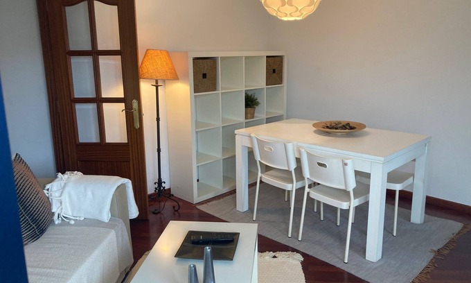 Cangas Apartment | Nice apartment in Cangas next to Rodeira beach