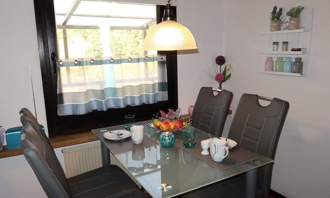 Machtlos House | Nice apartment in villa for 2 people with pool, TV, terrace and pets allowed