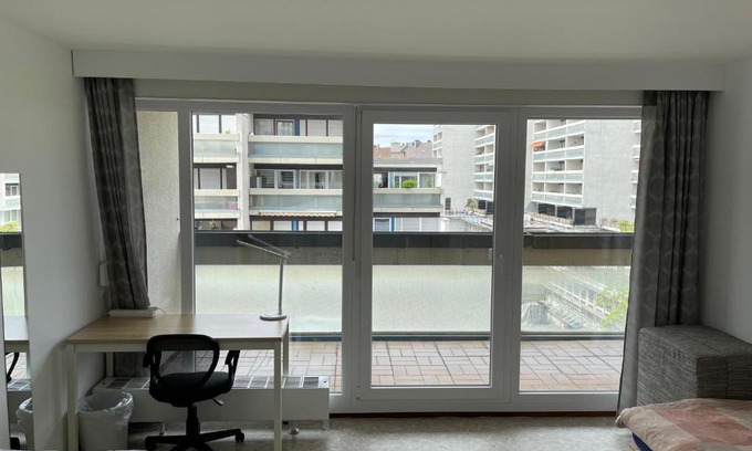 Oststadt Apartment | Nice, cosy and central apartment with big balcony