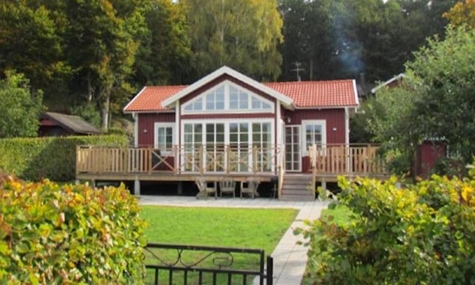 Brakne-Hoby House | Nice home in Bräkne-Hoby with 3 Bedrooms and WiFi