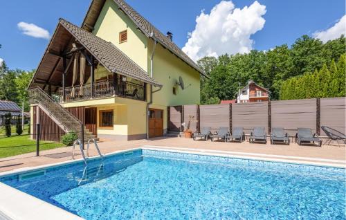 Brestovac House | Nice Home In Brestovac With Sauna