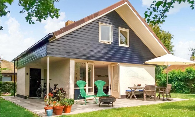 Brouwershaven House | Nice Home In Brouwershaven With Wifi