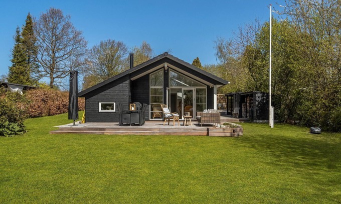 Dronningmolle House | Nice home in Dronningmølle with WiFi