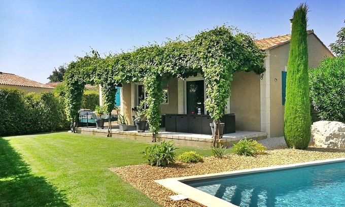 Maillane House | Nice home in Maillane