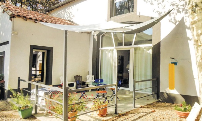 Narbonne House | Nice home in Narbonne with sauna