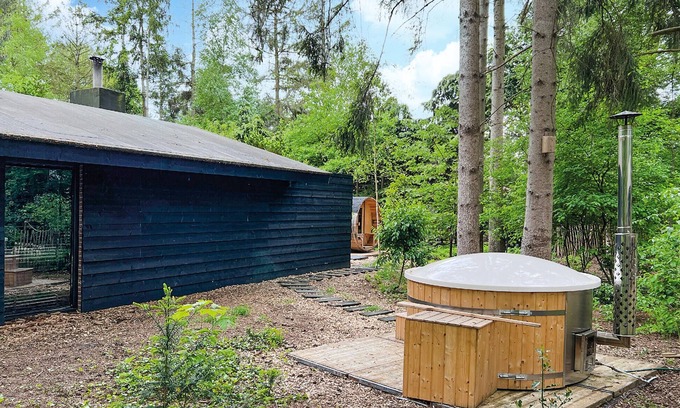 Rheezerveen House | Nice home in Rheezerveen with sauna