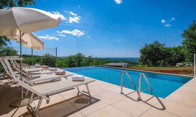 Vizinada House | Nice home in Vizinada