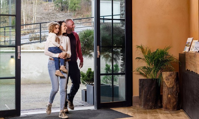 Neufchateau Apartment | Nice room in a natural resort near Neufchateau