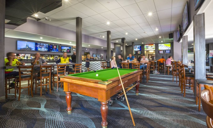 Fairfield Heights Hotel | Nightcap at Fairfield
