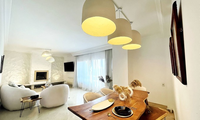 Gezira Apartment | Nile Zamalek island - Luxurious retreat, right in the center!