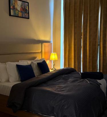 Greater Noida Apartment | Nirvana by Urban Retreat Suite Near Expo Mart