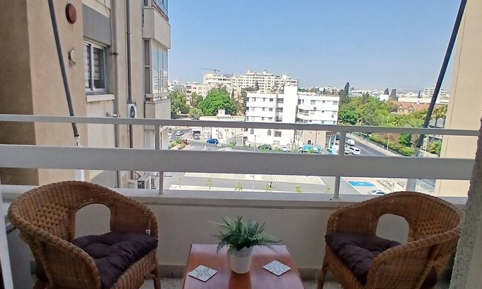 Larnaca City Centre Apartment | nLovely, Spacious apartment.