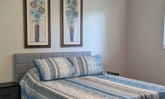 Biggar Condo | nnFreshly Furnished and Convenient to Everything!