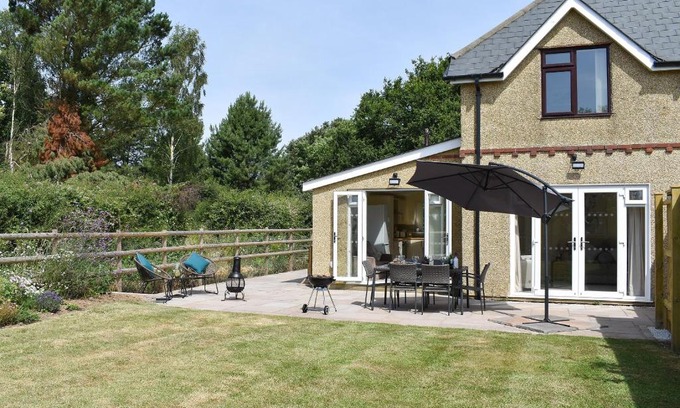 New Forest District House | No 1 Downton Cottage