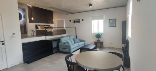 Floriana Apartment | No 60, 3rd floor, centrally located, fully equipped studio Apt