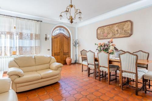 Molazzana House | Nonna Teta 10