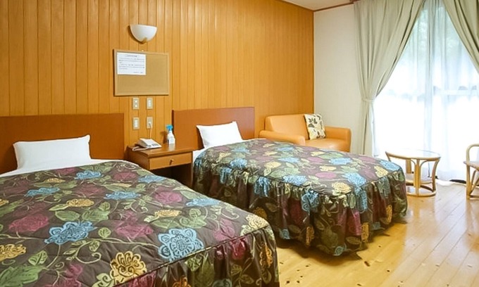 Yusuhara-cho Hotel | Nonsmoking Annex Westernstyle twin room with breakfast included After relaxing in the hot sprin/Seiyo Ehime