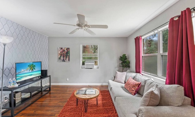 Riverside Apartment | Northeast Florida Retreat