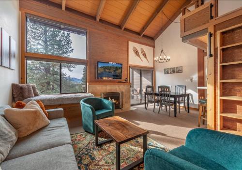 Truckee House | Northstar Resort Condo for 8 Free Shuttle