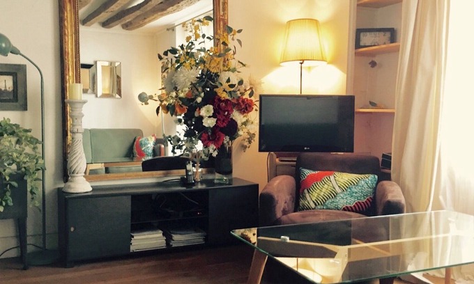 Les Iles Apartment | NOTRE DAME & THE ILE ST LOUIS, YOUR IDEAL HOME IN PARIS