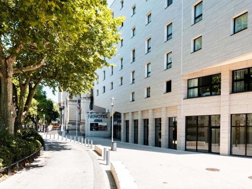 Quartier Administrations Hotel | Novotel Atria Nimes Centre