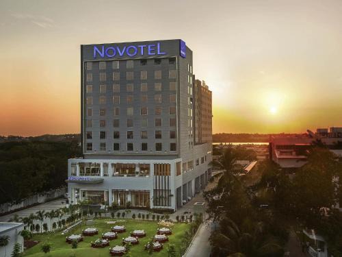 Navalur Hotel | Novotel Chennai Sipcot