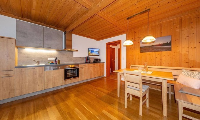 Kruen Other | "Nr.2" apartment/1 bedroom/shower, toilet - Hanslbauer, holiday apartments