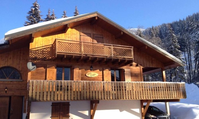 La Chapelle-d'Abondance Ski Chalet | nSuperb Detached 4 Bedroom Family Chalet. Perfect for Winter and Summer.