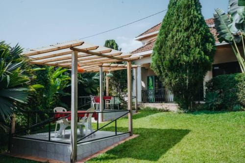 Kigali Bed & Breakfast | Nyumbani City Center Cottages